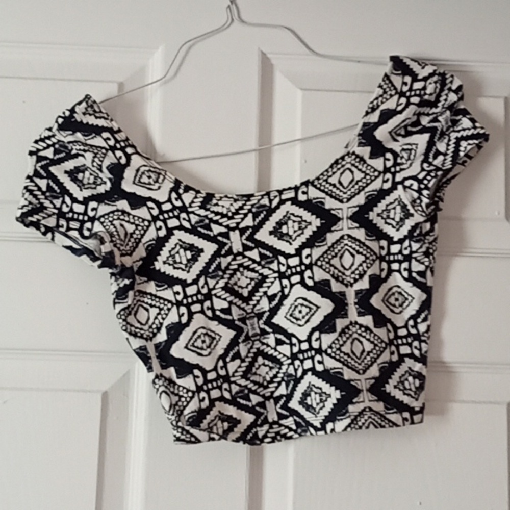Crop top